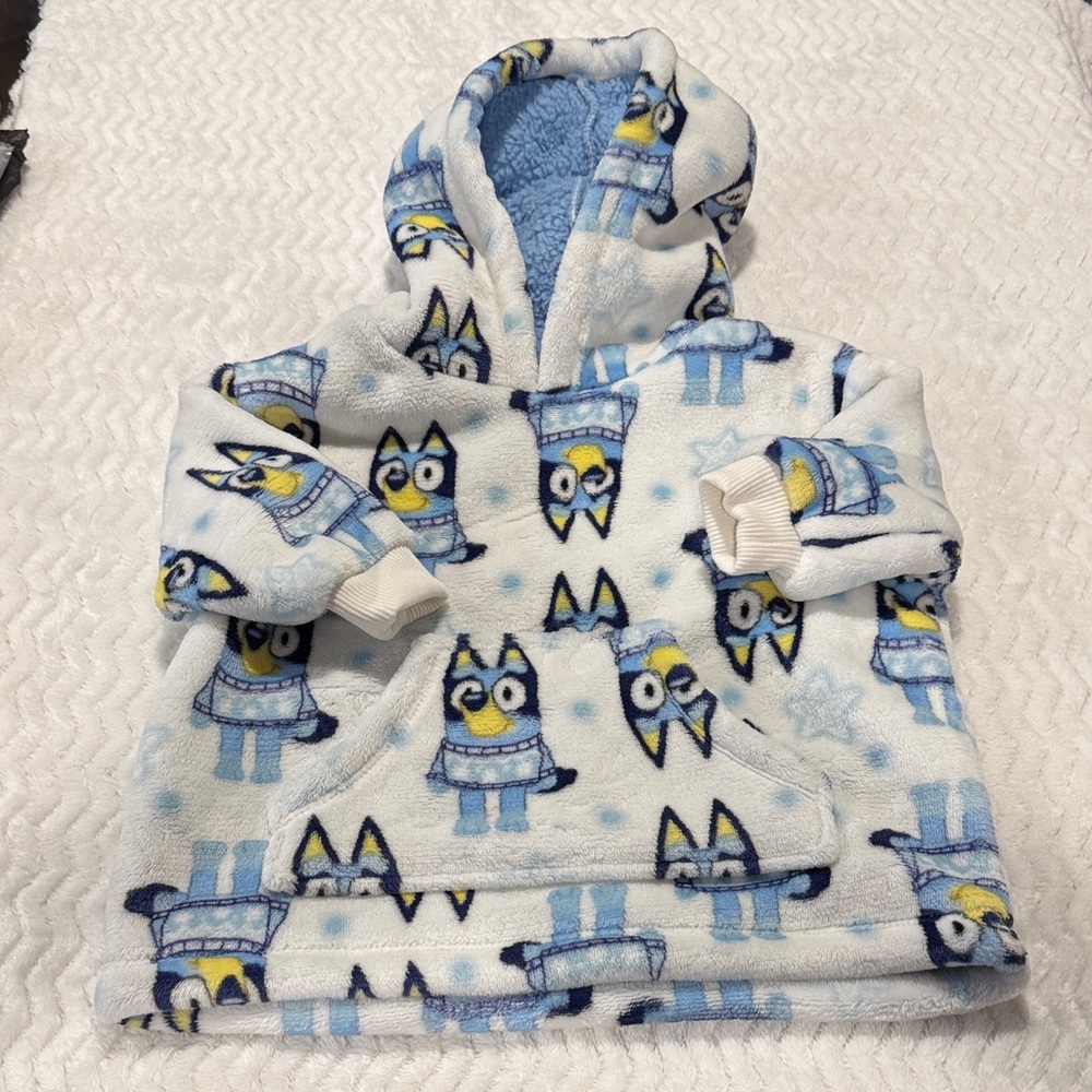 12M Bluey White Fuzzy Hoodie